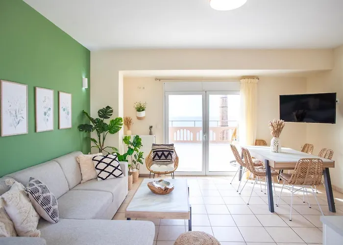 Thea - Rooftop Seaview Jacuzzi *