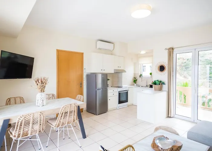 Apartament Thea - Rooftop Seaview Jacuzzi Retimno