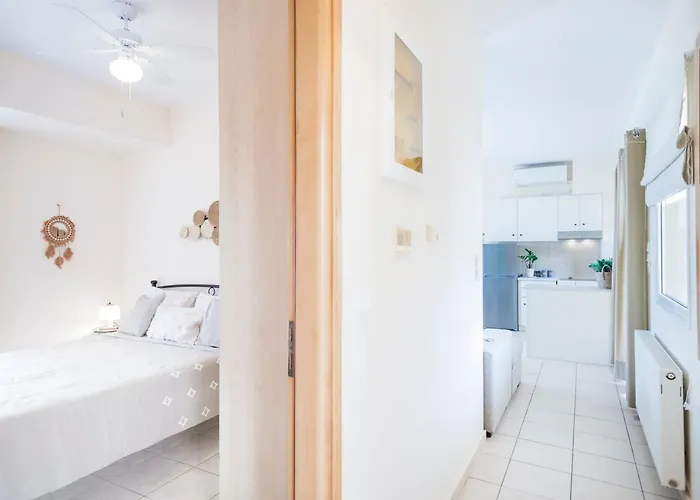 Thea - Rooftop Seaview Jacuzzi Apartament